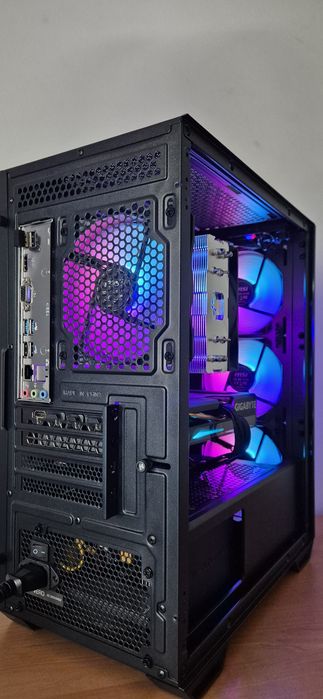 Komputer Ryzen 5 5600, RTX 3060 12GB, 16GB RAM, SSD 500GB, WI-FI