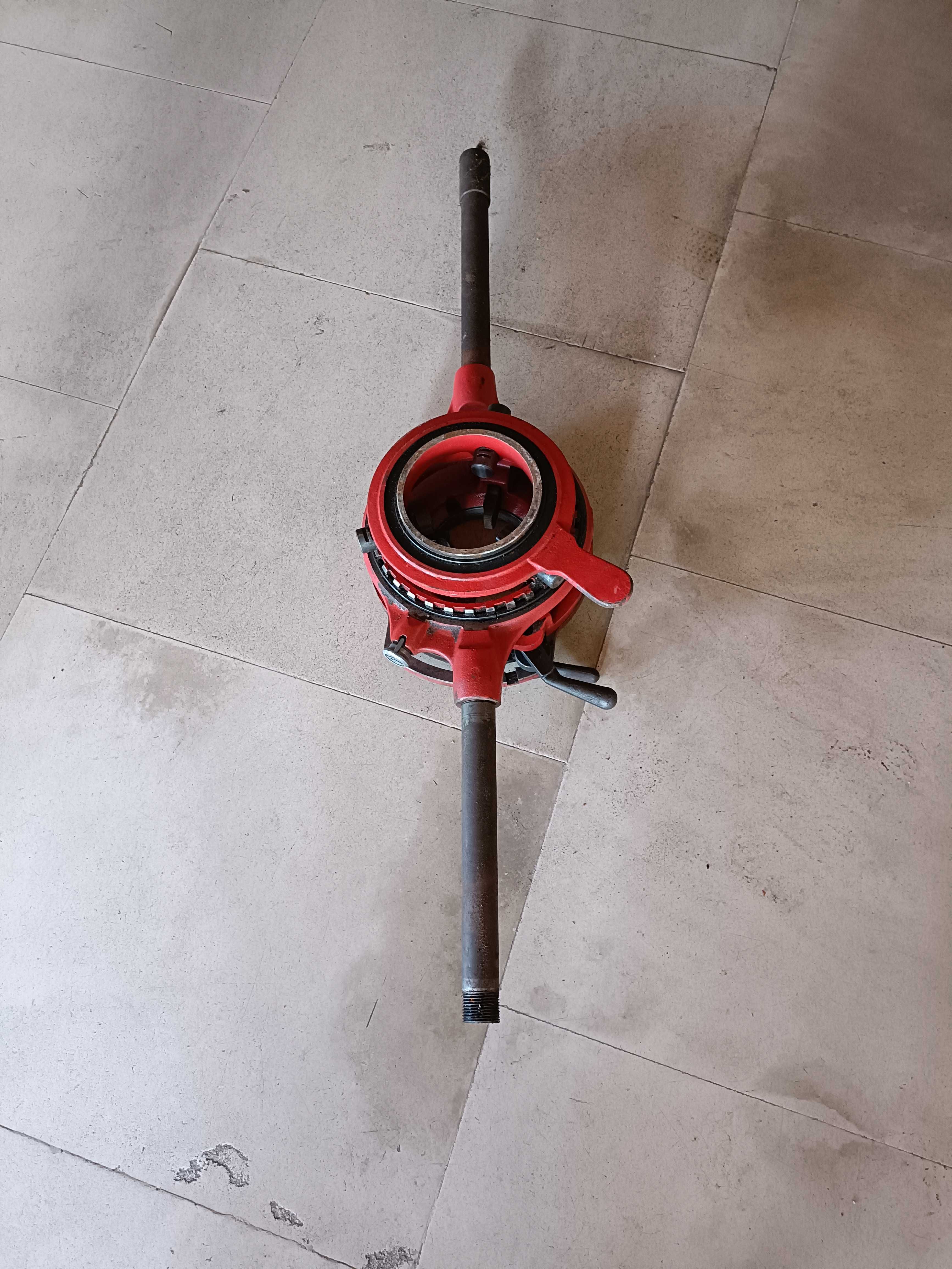Vendo tarraxa  tubos galvanizado