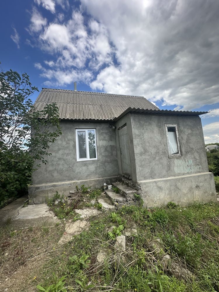 Продається дачний будинок с. Лисогірка