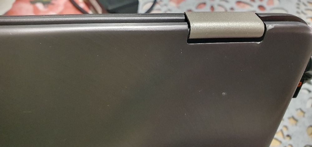 Laptop ASUS Zenbook UX360C