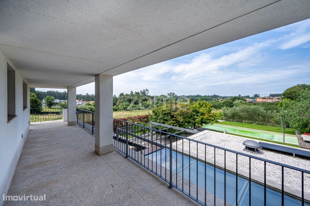 Moradia T4 de Luxo Santa Maria da Feira