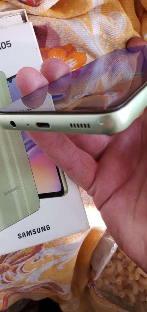 Продам samsung a05