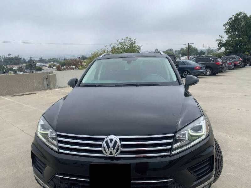 2016 Volkswagen Touareg VR6 Sport