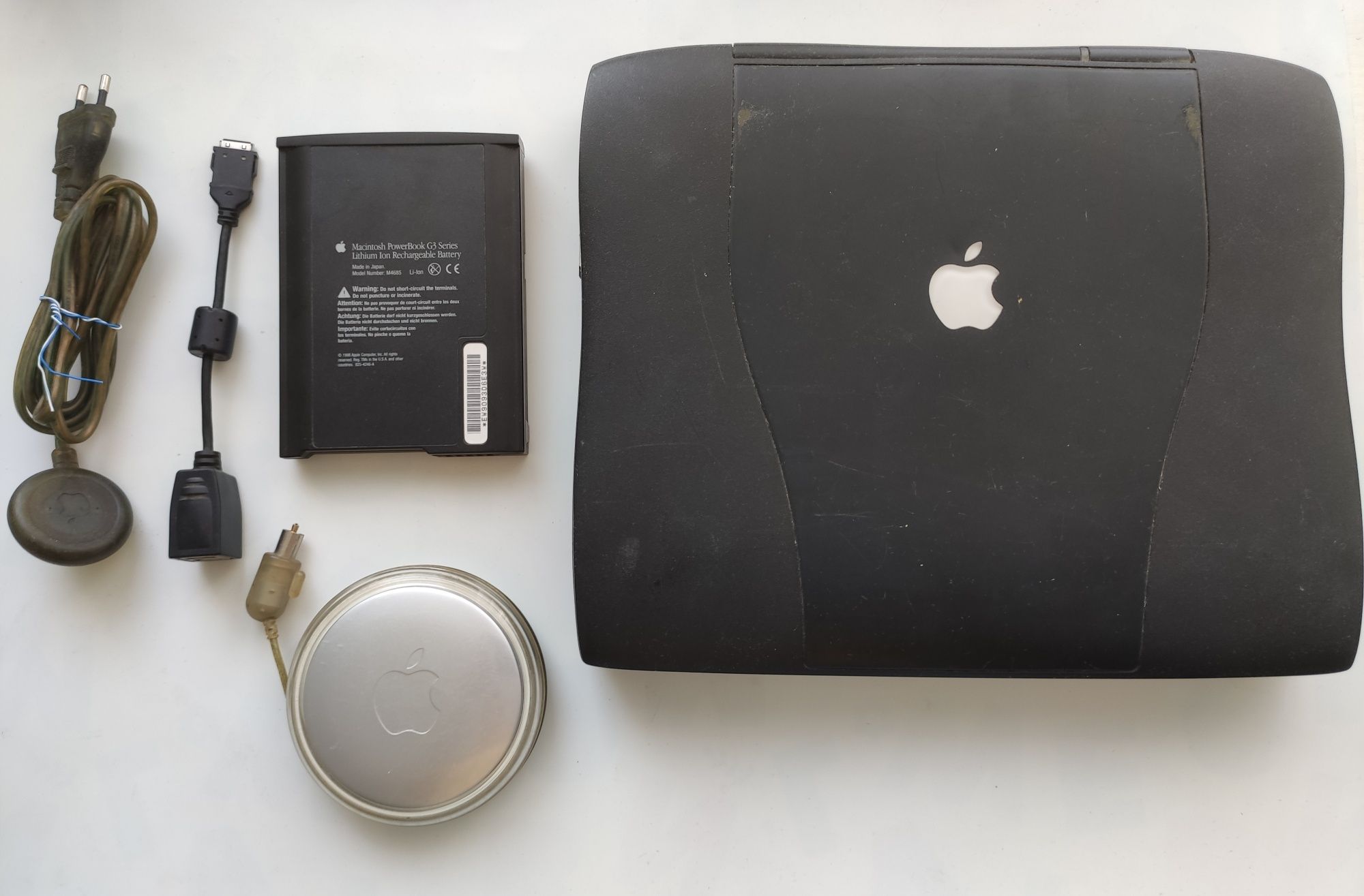 Retro Laptop Apple PowerBook G3