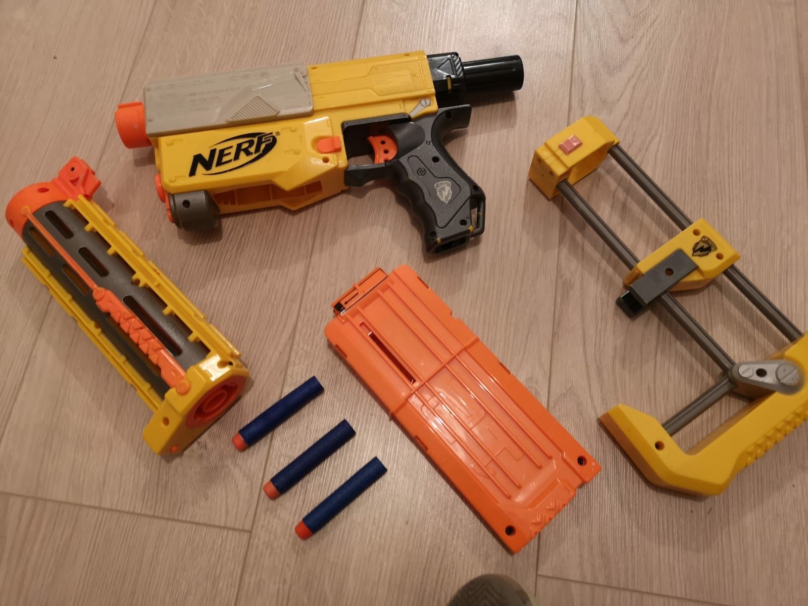 Nerf N-Strike Regon CS-6