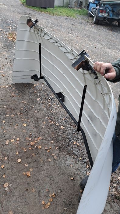 Sprzedam spojler na dach scania P