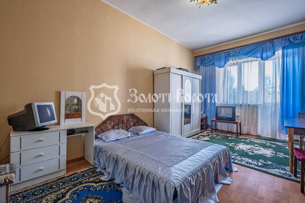Велика 2-кімнатна квартира 90 м², пров. Бабкіна 13, м. Бориспіль