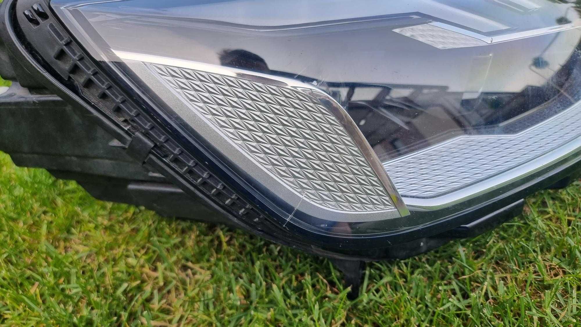 Audi A4 B9 RS4  8W0 LIFT LAMPA Matrix Prawa Full LED 2019- kompletna