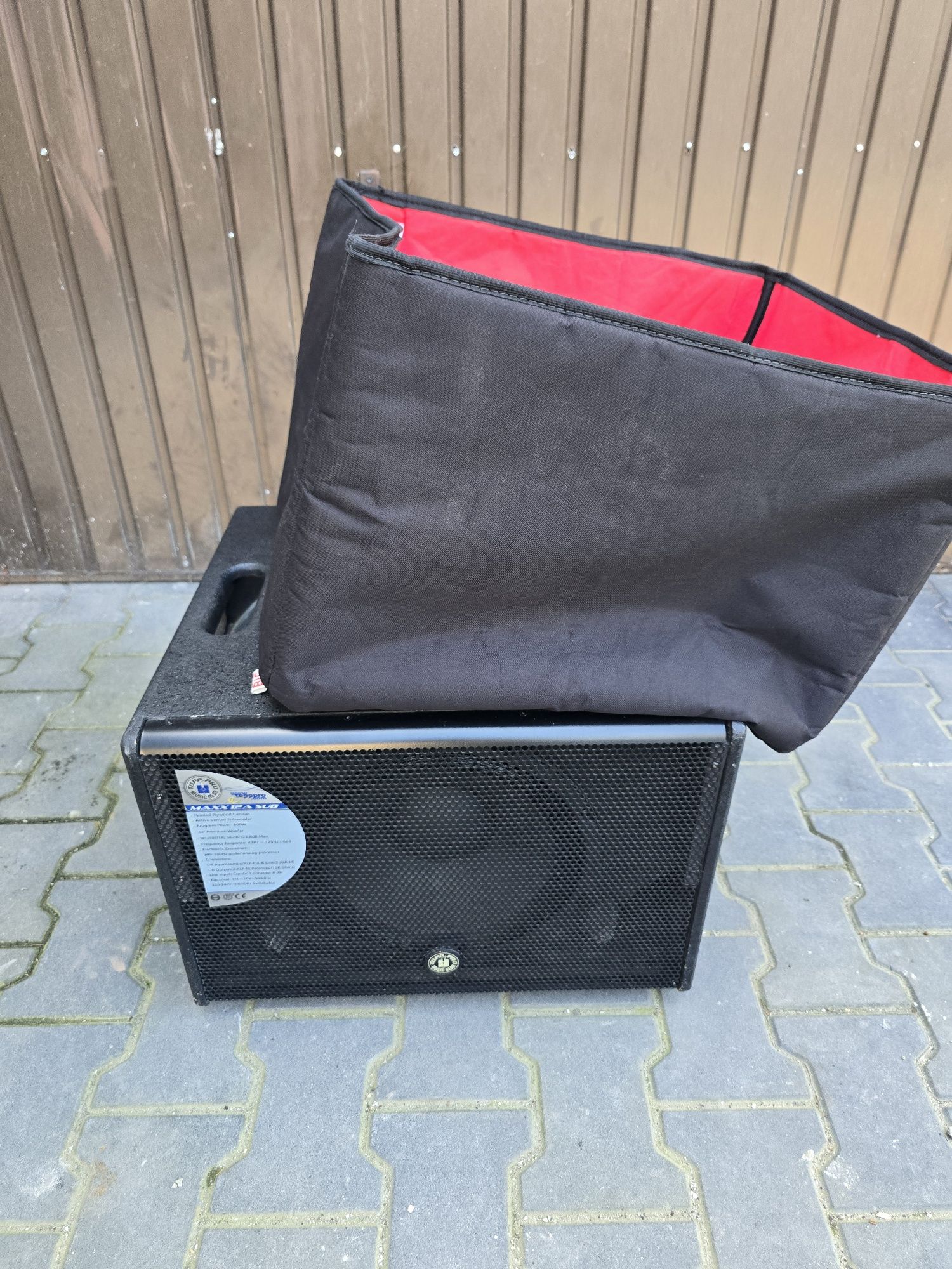 Fbt Xlite 12a + subbas