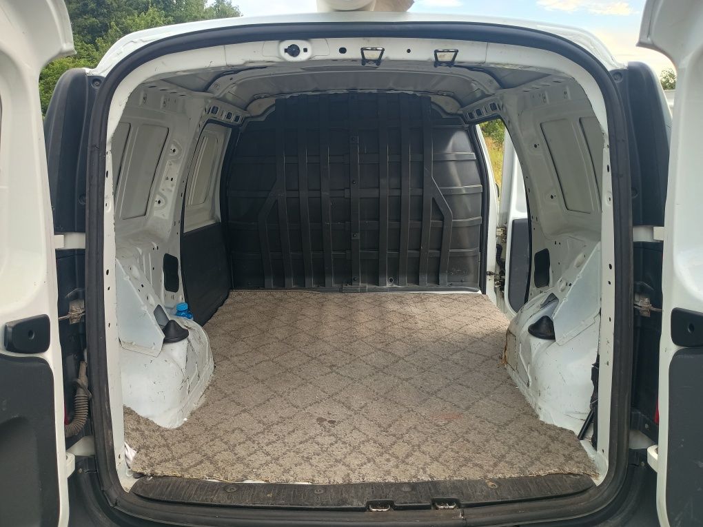 Dacia Logan 1.4 benzynka 2009r