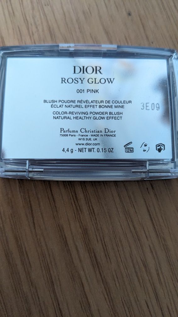 рум'яна від DIOR