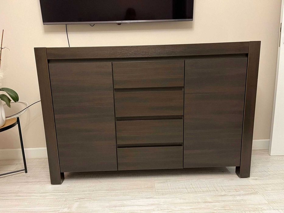 Nowoczesna komoda - stan bardzo dobry