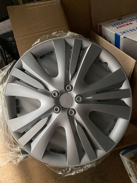 Продам колпаки новые r13