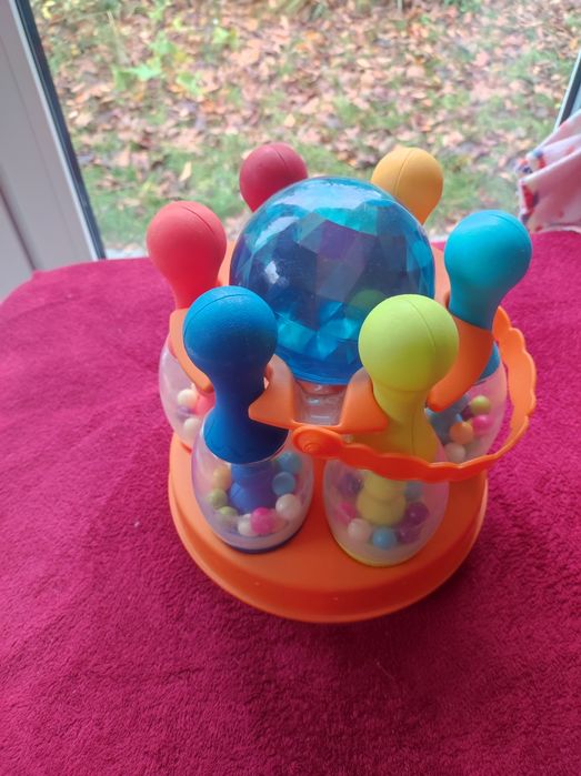 B. TOYS kręgle zabawka