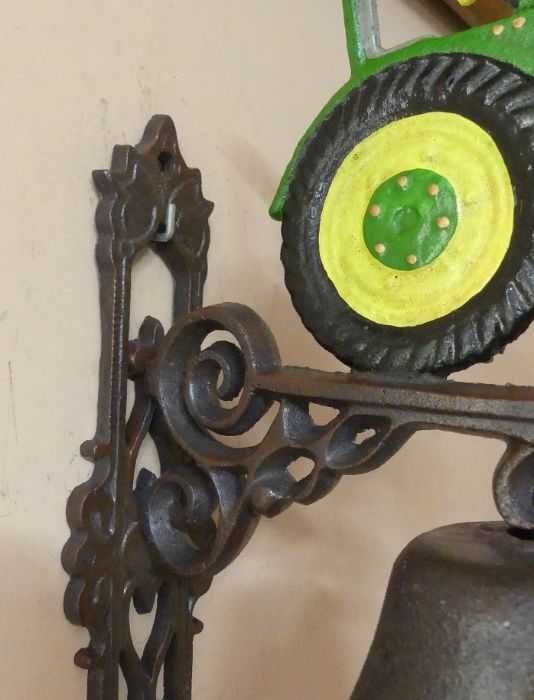 Duży użytkowy DZWON żeliwny TRAKTOR zielony dzwonek