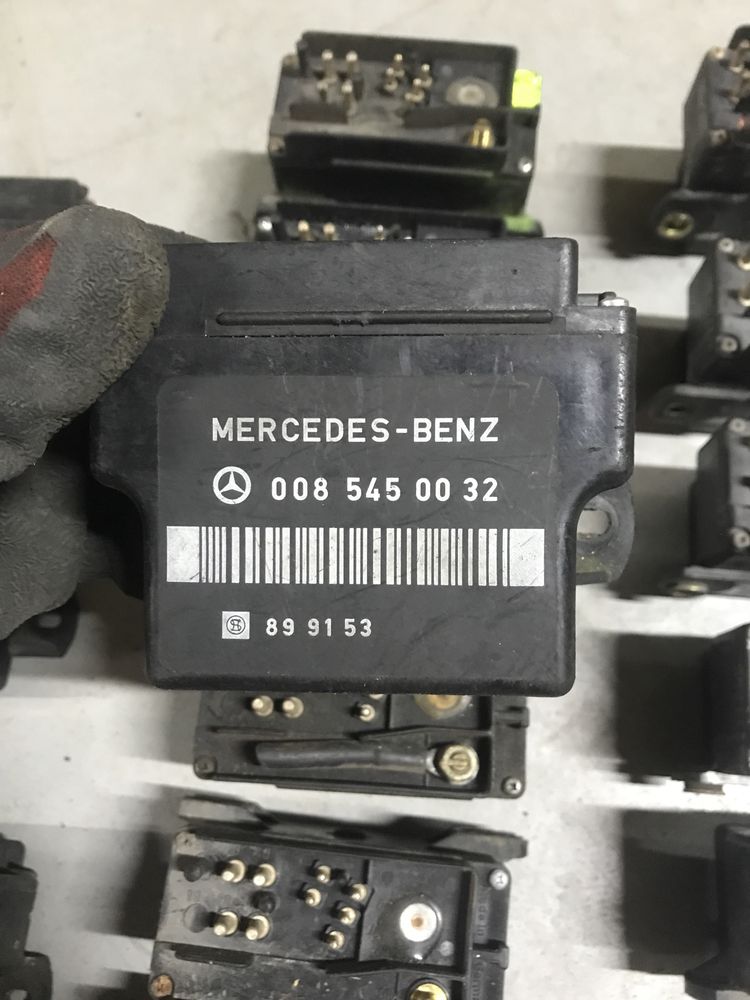 реле релє накала Mercedes C-class E-class Vito W123 W124 W210 W201