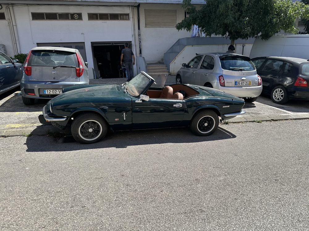Troco  dois  classicos por descapotavel mais recente