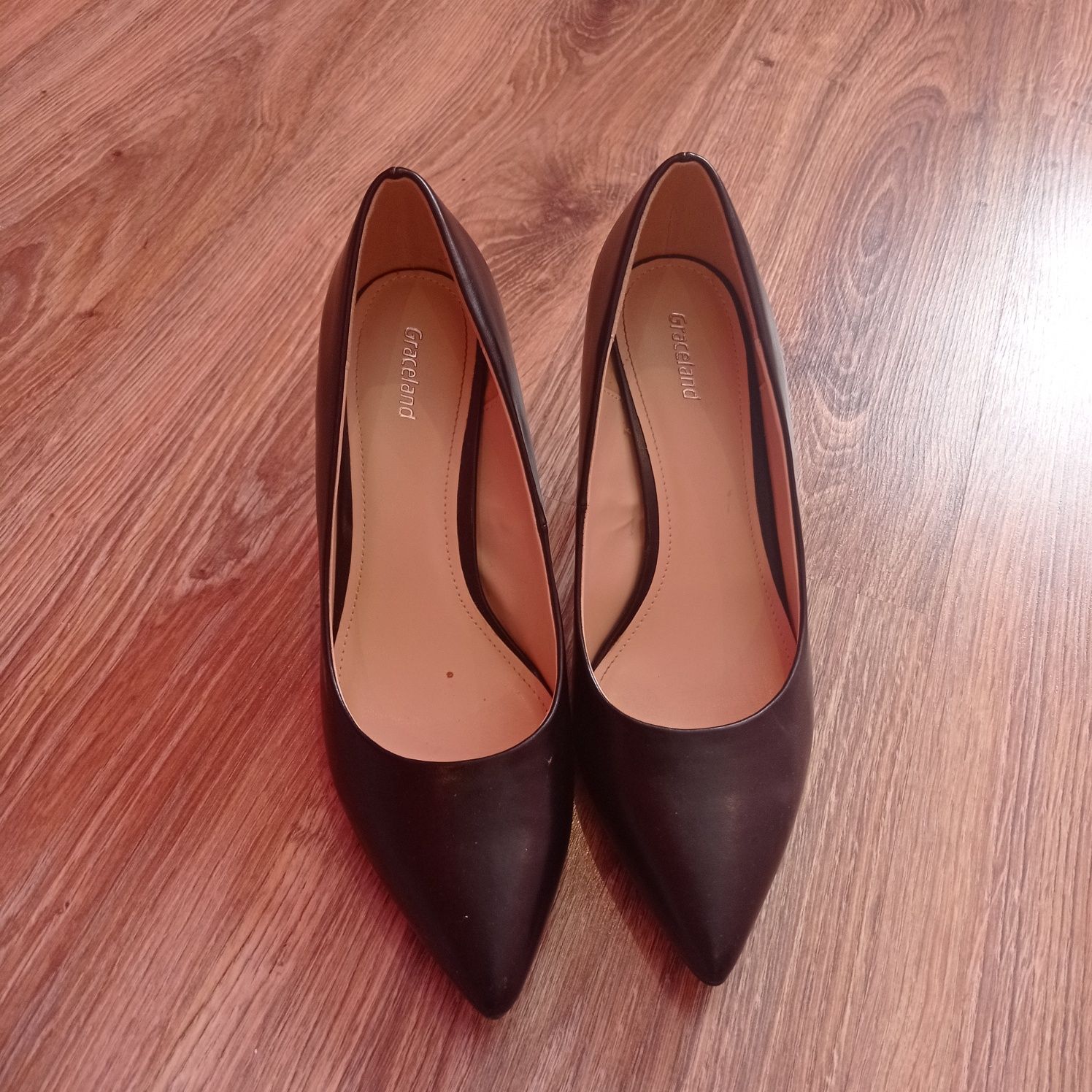 Buty kobiece szpilki