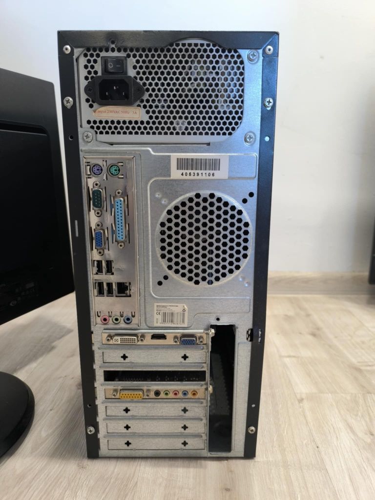 Komputer PC + Monitor 24' + głośniki+mic' -  AMD Phenom II X4 / 16GB /