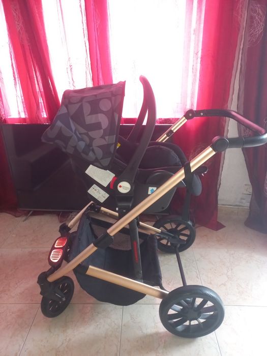 Carrinho de bebé 3 em 1