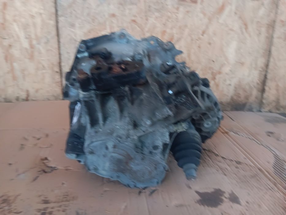 Opel meriva A 1.7 Z17DTH skrzynia biegów manualna F23 sprawna astra H