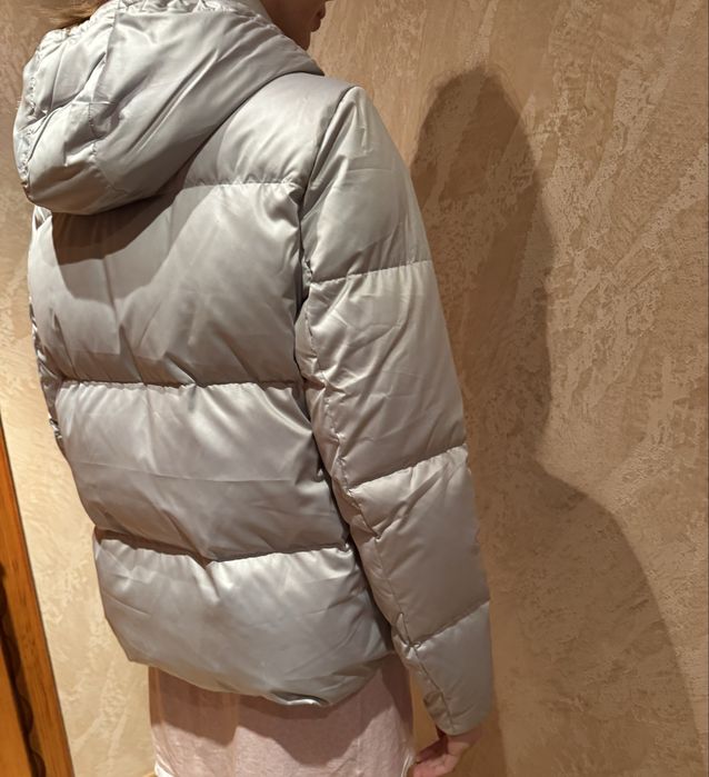 Пуховик Adidas.