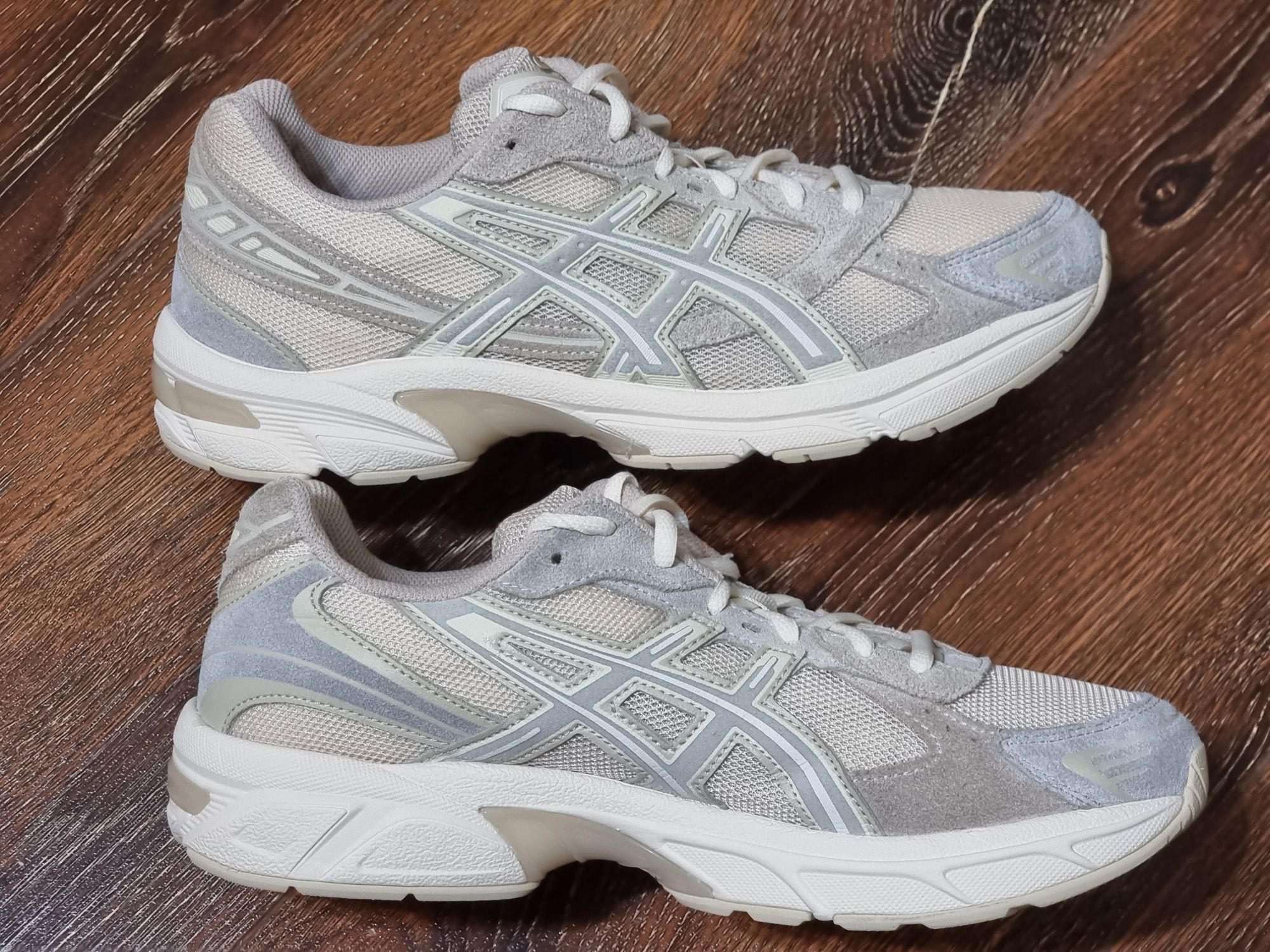 Оригінал 100% кросівки asics gel 1130 eur 43.5