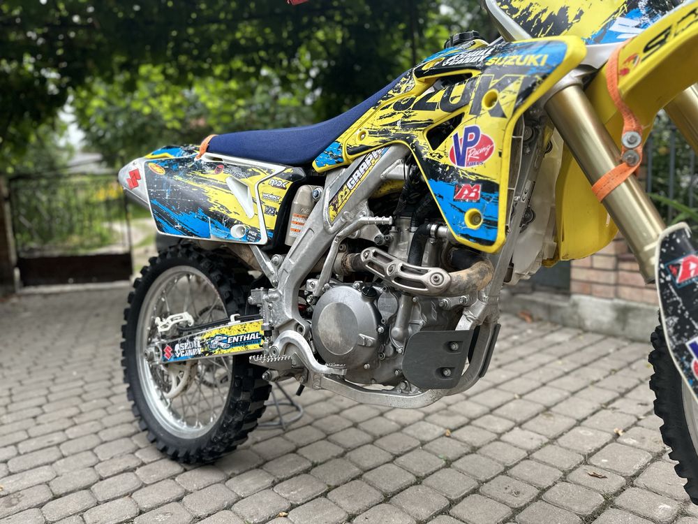 Suzuki RMZ-450 Обслужений