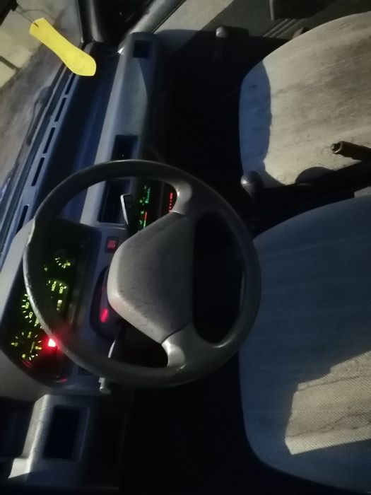 Nissan micra lx de 89