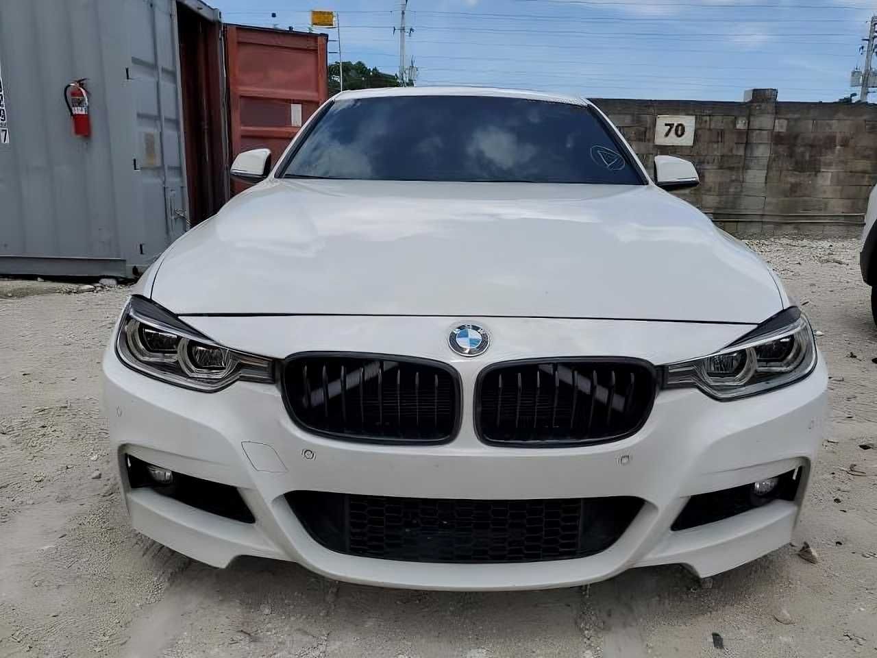 Розборка BMW 3 F30 m-paket / Разборка , запчасти Бмв 3 ф30