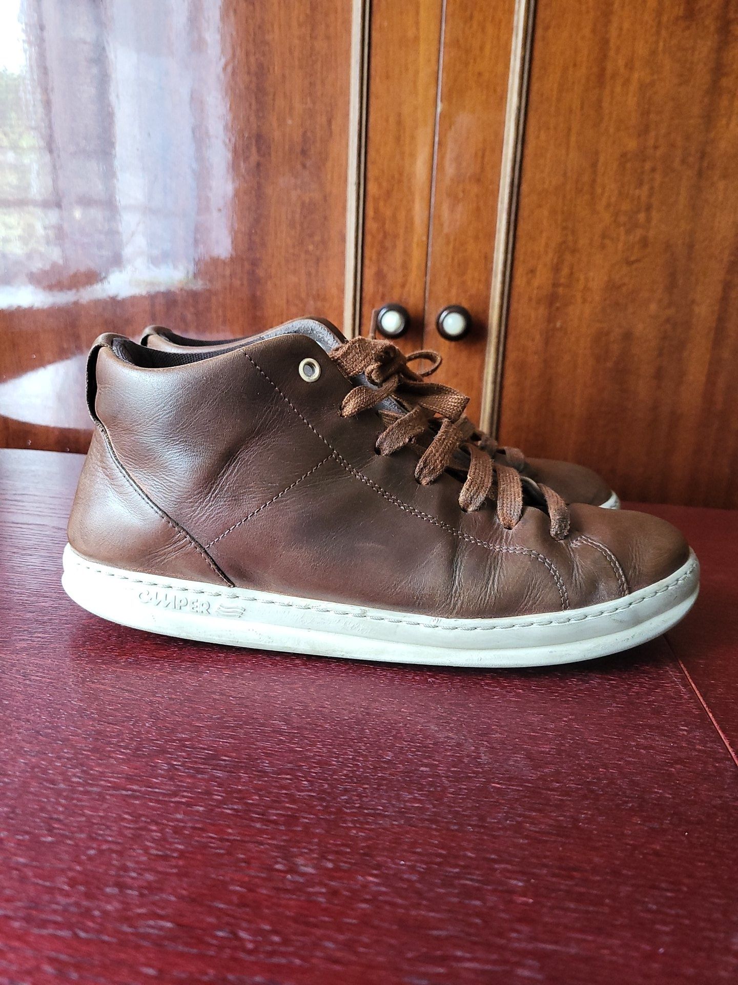 Кожаные кроссовки кеды Ecco 43,Camper 42
