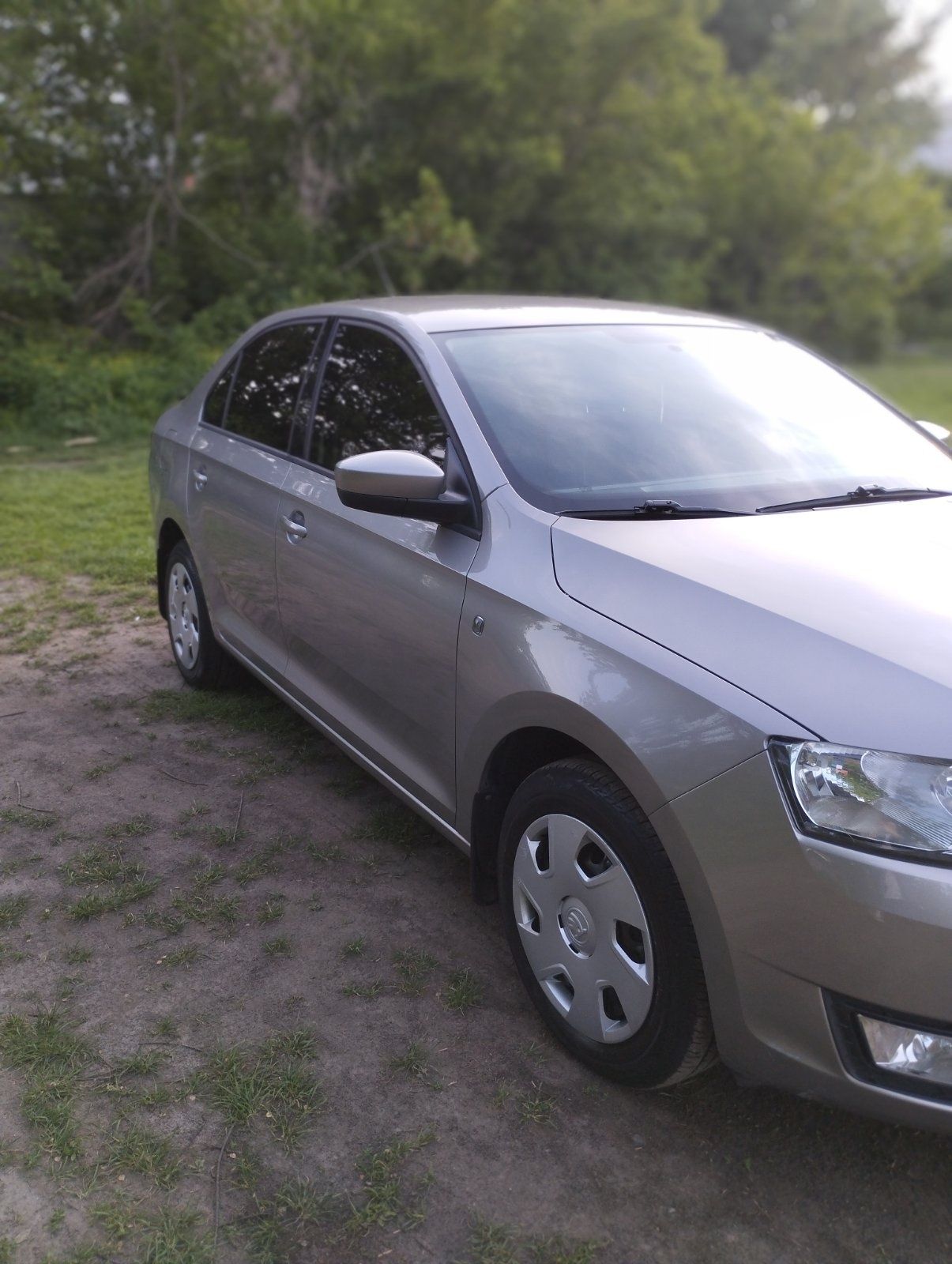 Skoda Rapid 2013 року