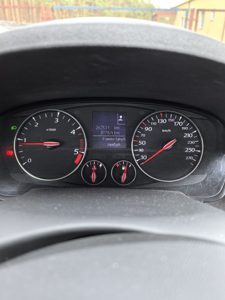Renault Laguna 3 2.0 dci 130 km 4 control