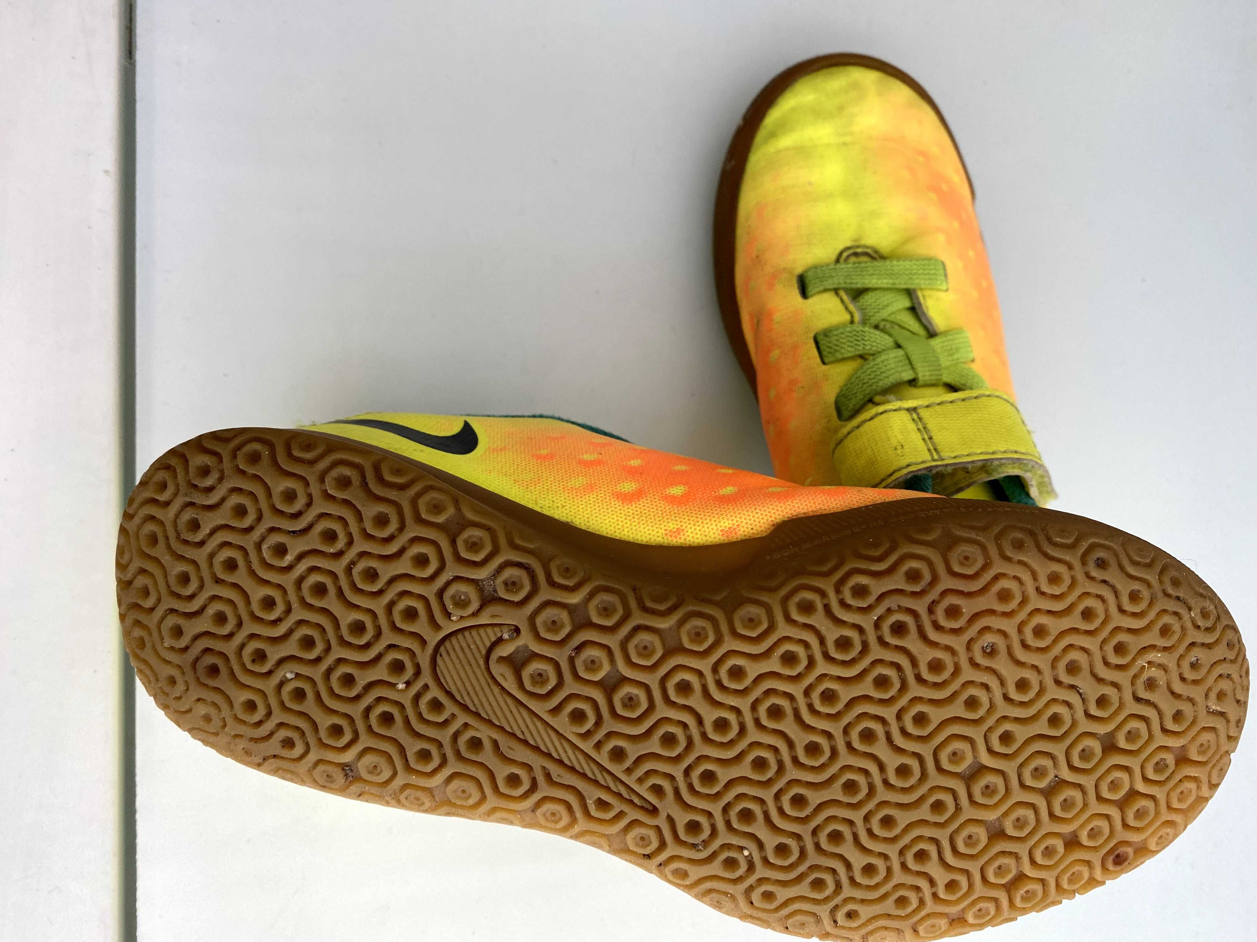 Chuteiras de futebol CRIANÇA NIKE T 31