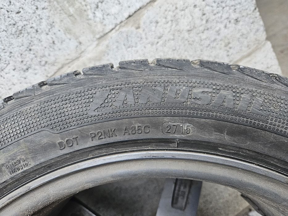 Резіна   зимова гума 215/50 R17