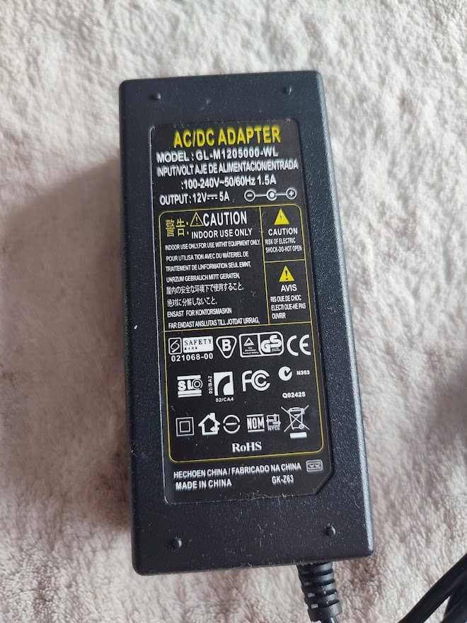 Zasilacz sieciowy Do Taśm LED RGB 12V DC 5A 60W