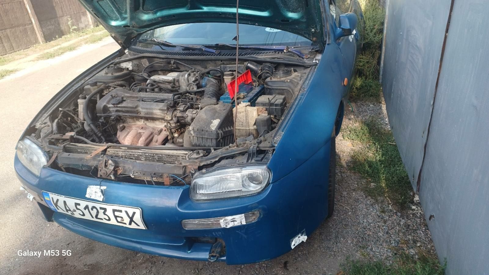 Двигатель мотор двигун Z5 мазда 323 MAZDA BA коробка