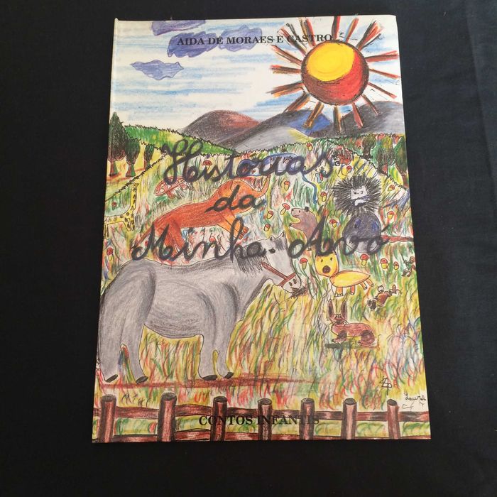 4 Livros Infantis de capa dura