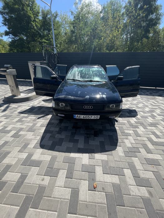Продам Ауді 80 b4