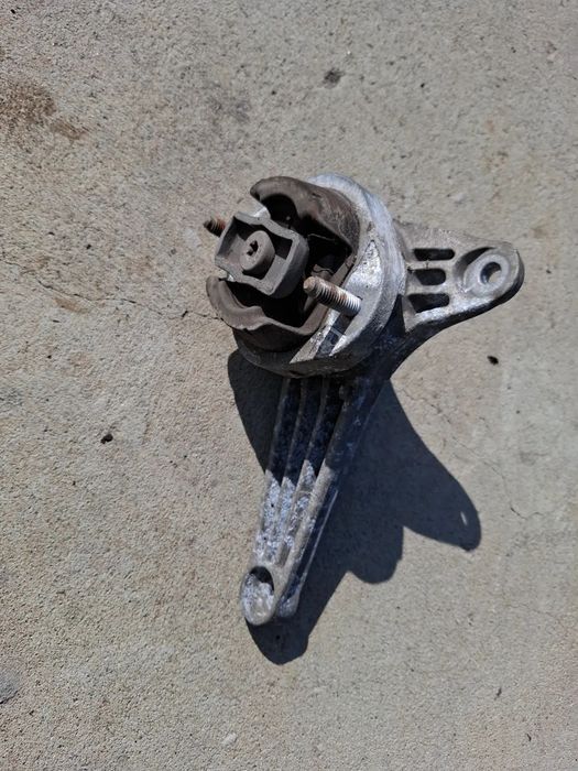 Łapa Poduszka Skrzyni Biegów A4 B6 B7 Seat Exeo 8E0399115P