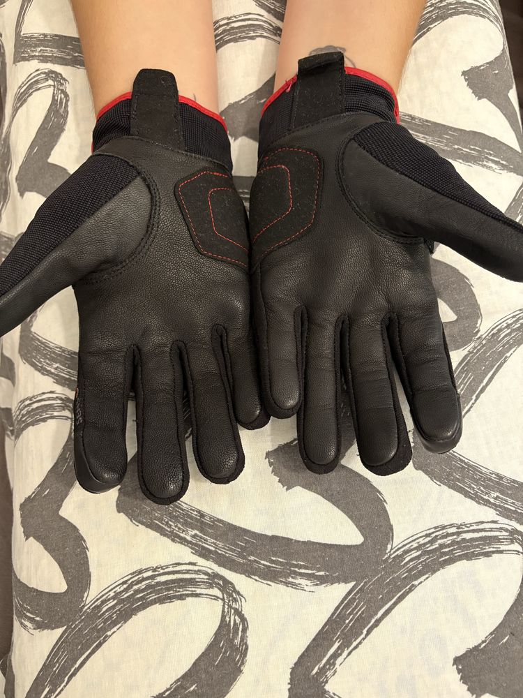 Luvas de mota com palma de couro