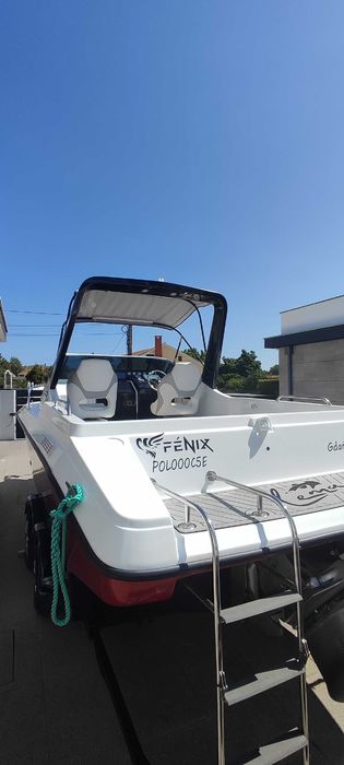 Barco Lema completamente restaurado