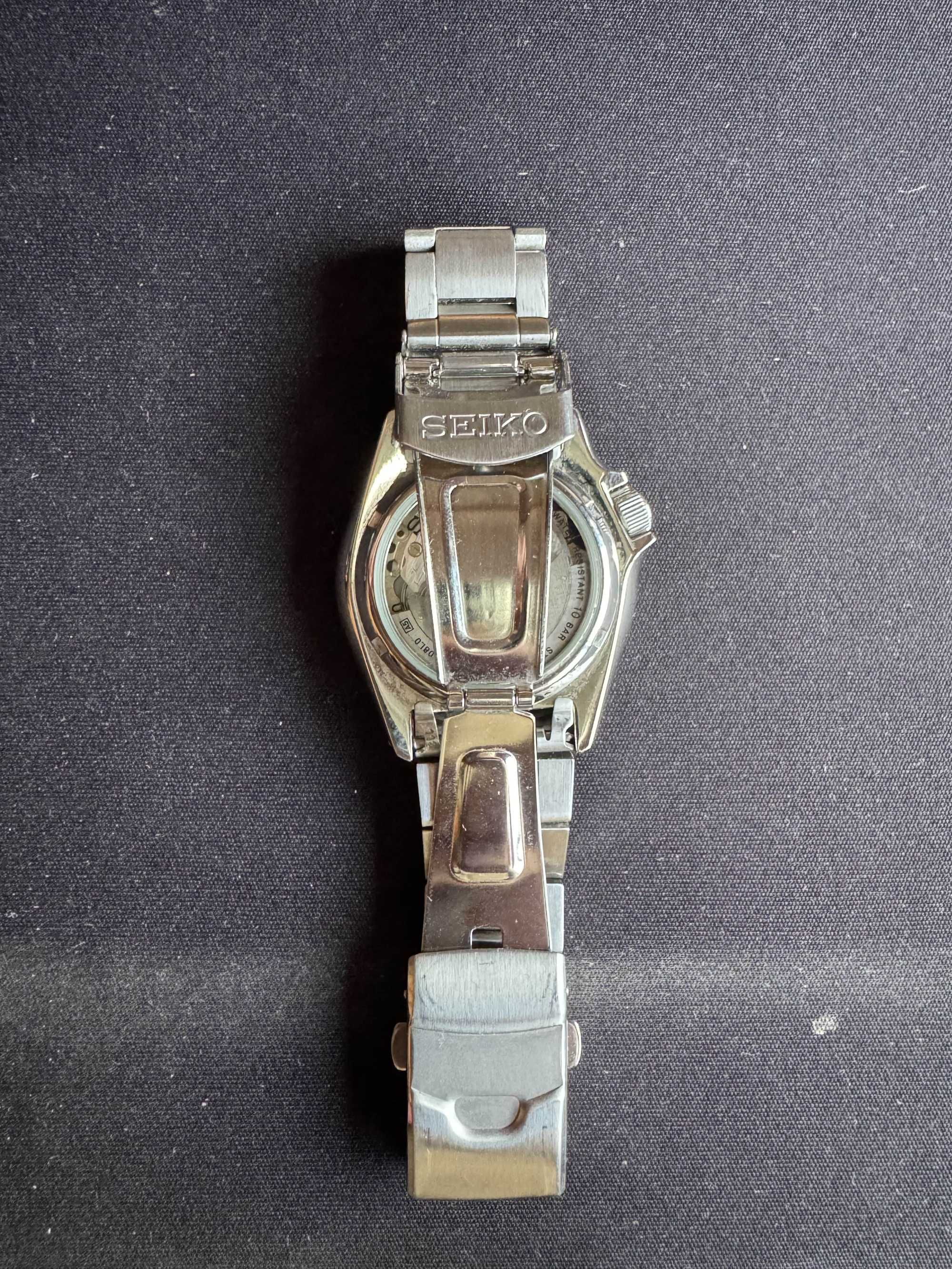 Seiko 5 Sports SRPE55K1 automatic