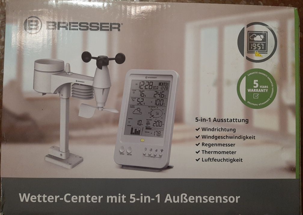 Метеостанція 5 в  одному з Німеччини,  Bresser Weather Center 5-in-1