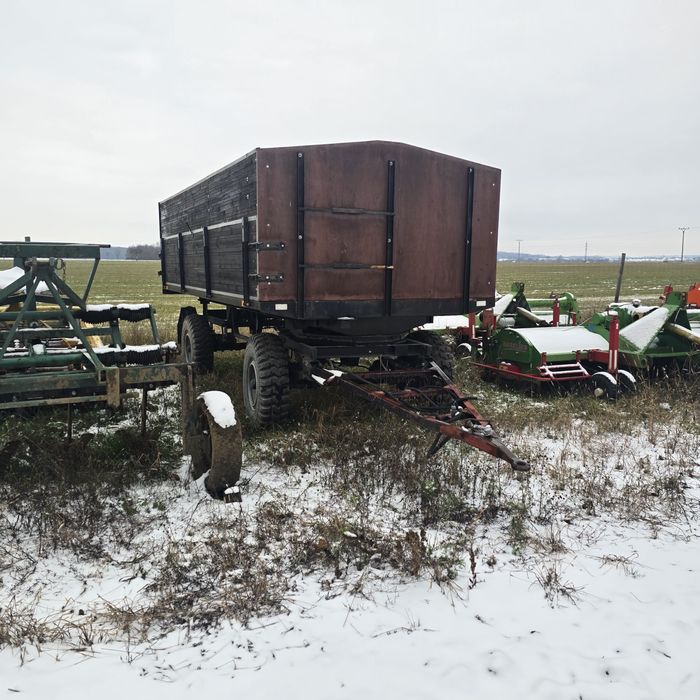 Przyczepa traktorowa używana