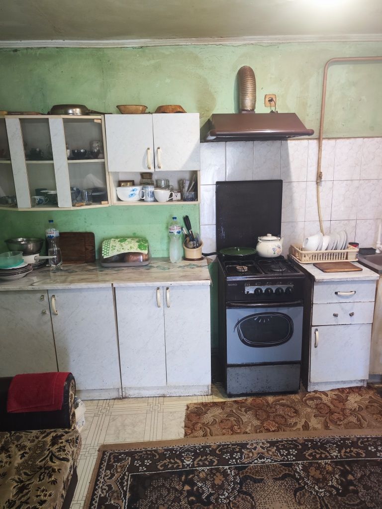 Продаю дом 9 Военная 71м 4 комнаты,гараж 45000