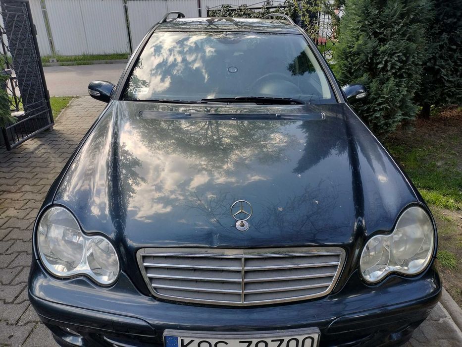 Mercedes Benz C 180 Kompressor 1,8 benzyna manual 2005r. benzyna