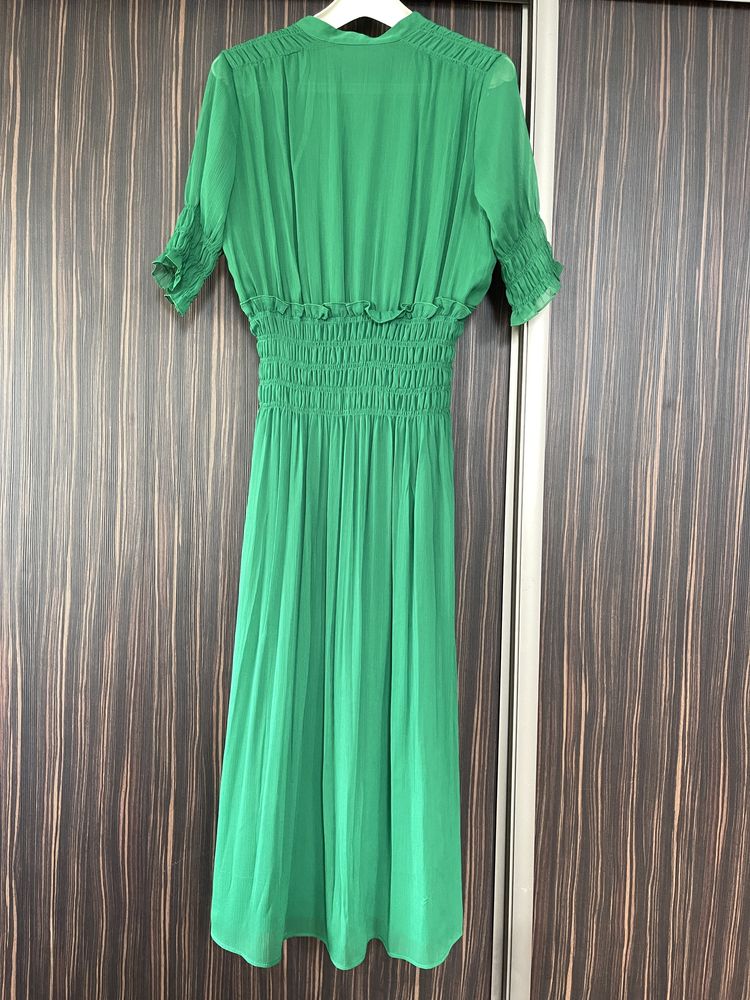 Dluga zielona sukienka