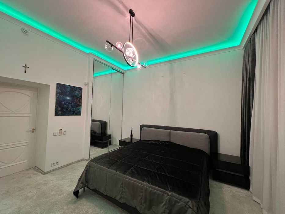 Оренда вишуканої 3к квартири по вул. Антоновича. Центр.