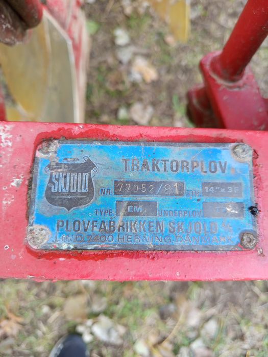 Pług 4 skibowy Skiold